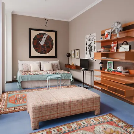 Apartment Design At The Center *